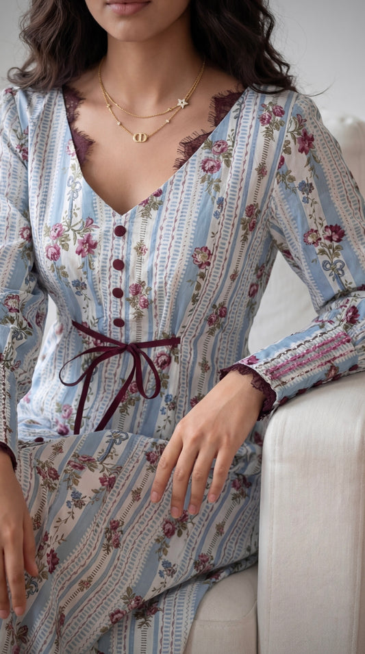 جلابيه مع دانتيل وشك